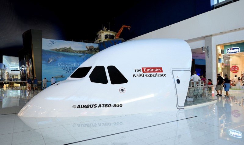 Aircraft Emirates A380 Simulator in Dubai Mall