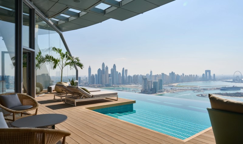 AURA Sky Pool - best infinity pools in Dubai AURA Sky Pool - best infinity pools in Dubai