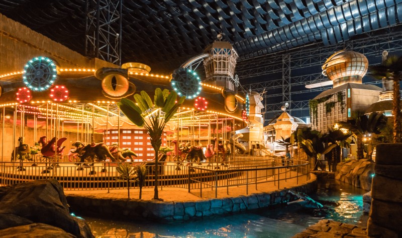IMG Worlds of Adventure - indoor water park in Dubai IMG Worlds of Adventure - indoor water park in Dubai