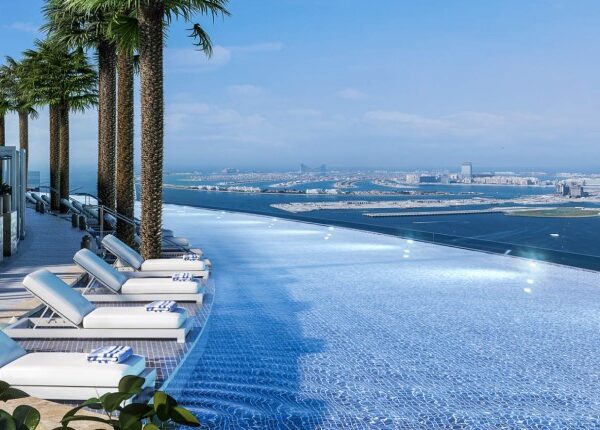 Infinity Pools In Dubai