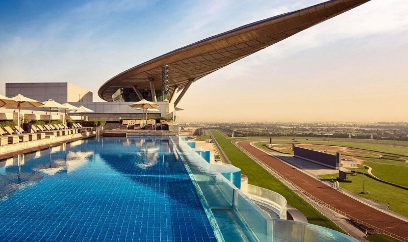 The Meyden Hotel - infinity pool Dubai The Meyden Hotel - infinity pool Dubai