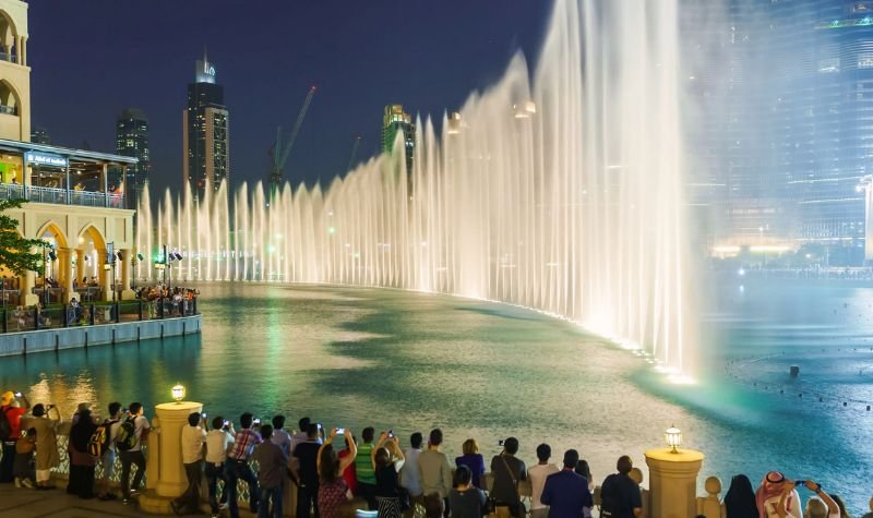 Dubai Fountain - Indoor activities In Dubai For Free Dubai Fountain - Indoor activities In Dubai For Free